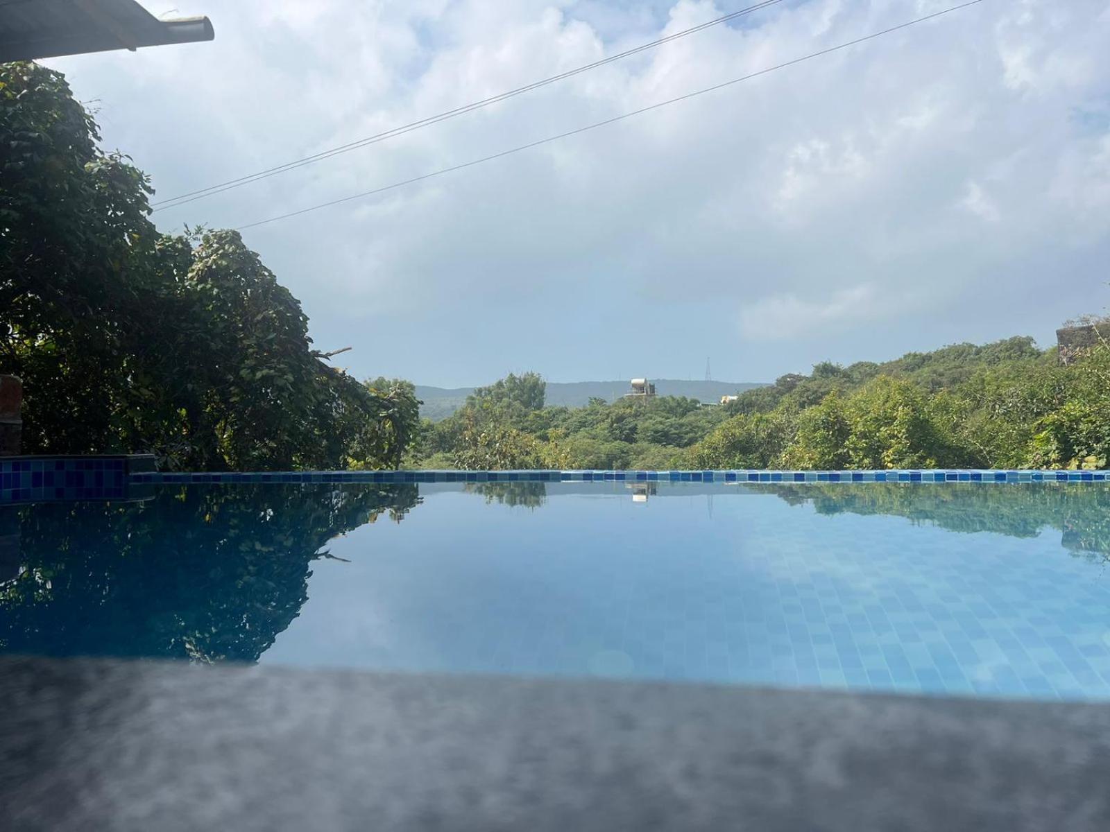 Skyinn Bungalow Махабалешвар Экстерьер фото